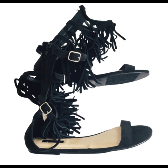 FOREVER 21 Link T Strap Fringe Sandals Black Size 8 - Picture 3 of 5